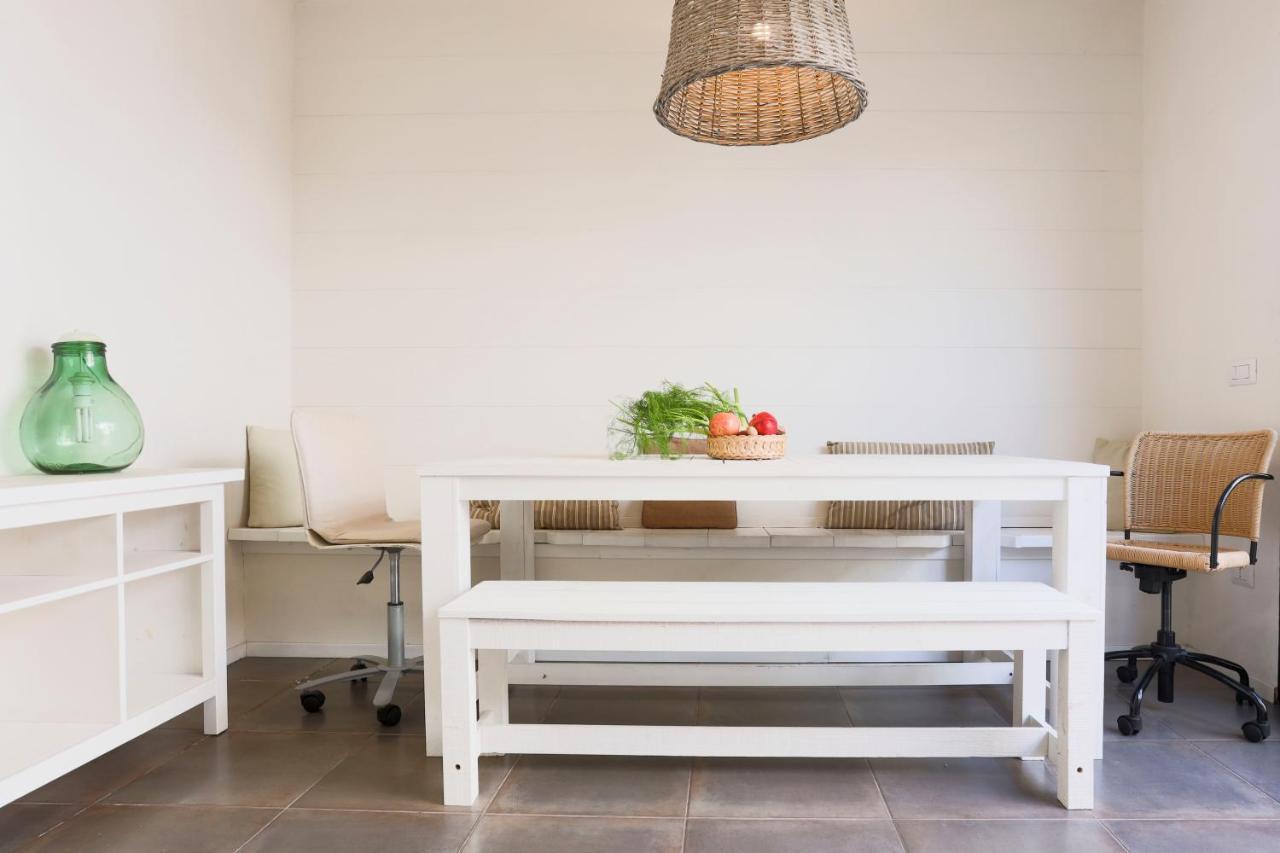 Ponti Rossi Sunny Apartament Napoli Esterno foto